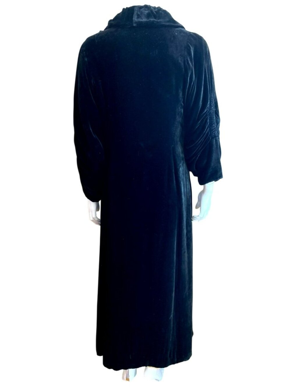 Art Deco Opera Coat Black Velvet Antique Silk Lining Great Buttons Small 1933/34 - Picture 5 of 14